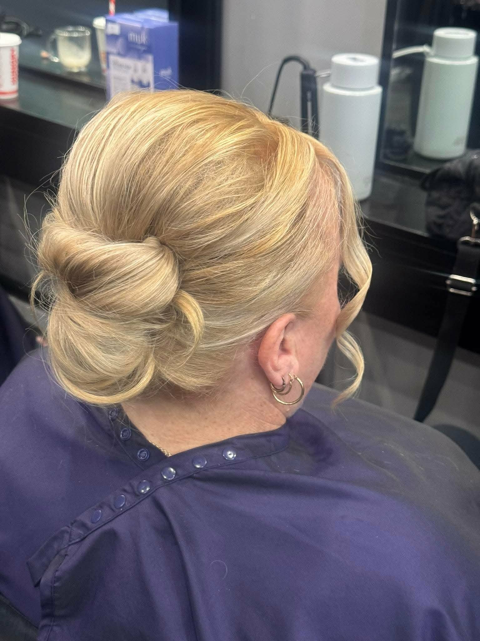 Elegant blonde updo