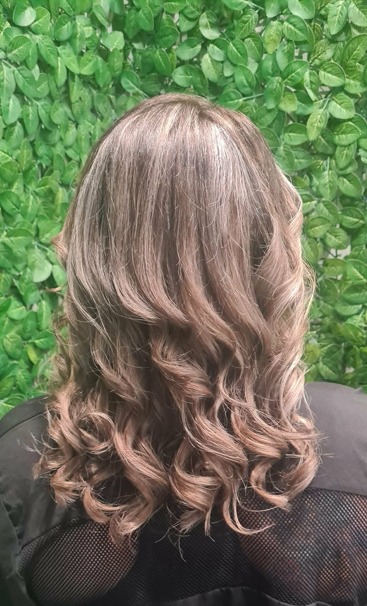 Bronde bouncy curls