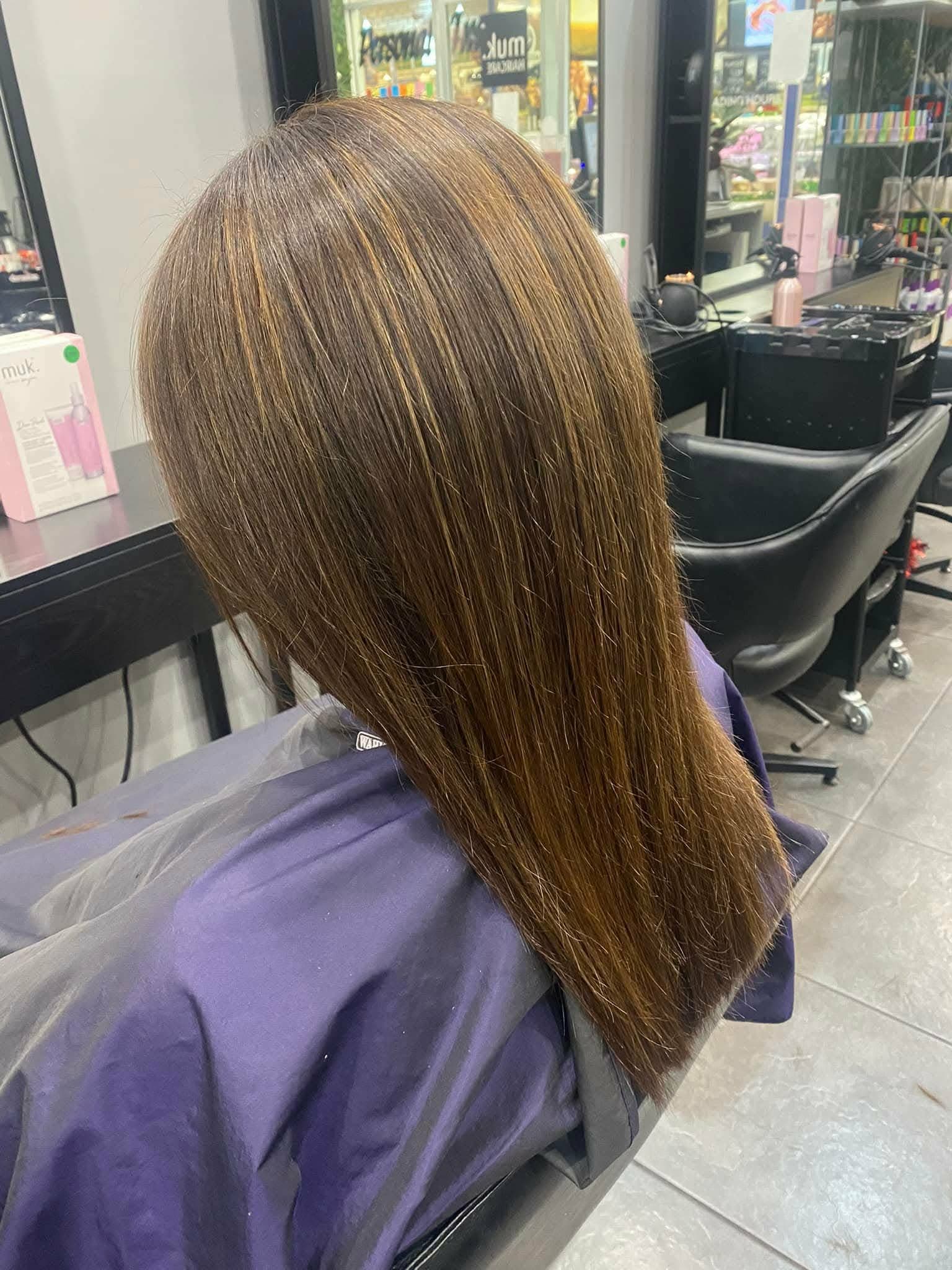 Glossy caramel finish